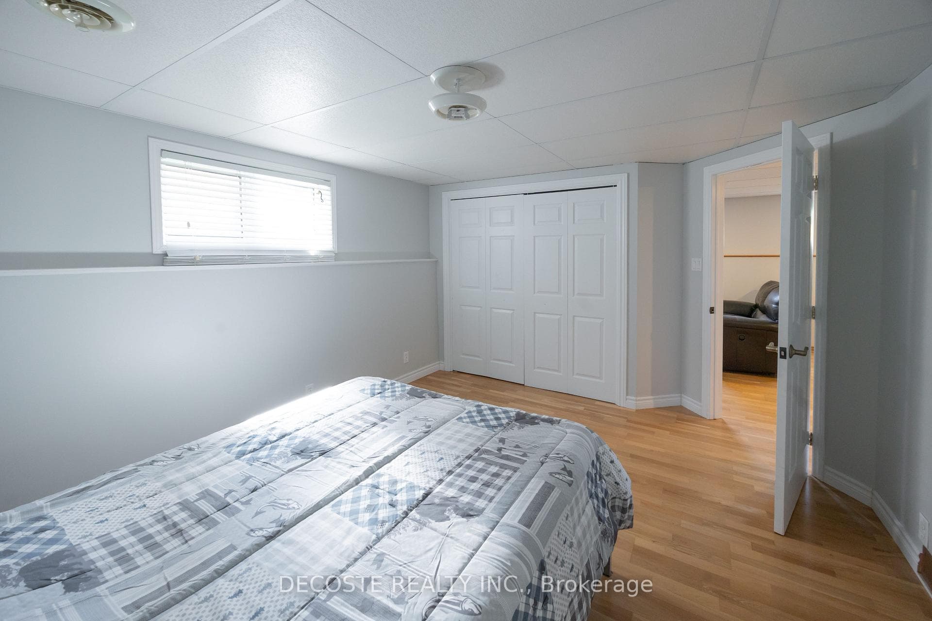 515 Tobin Street photo 27