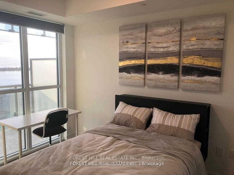 15 Lower Jarvis Street Unit 1804 photo 6