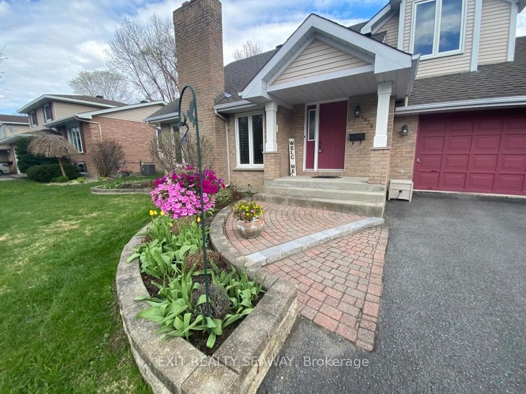 1638 Blakely Drive Cornwall