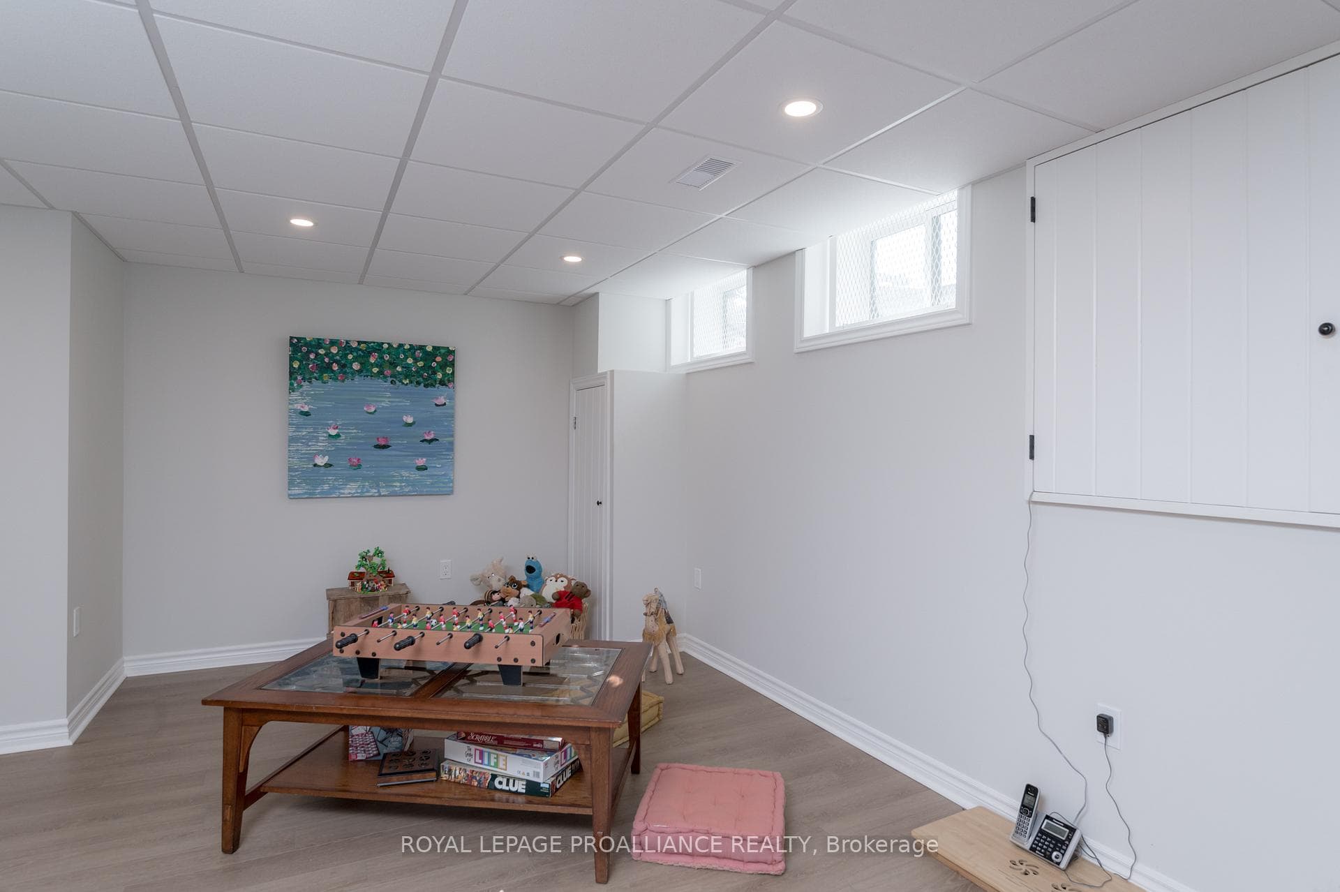 37 Faircrest Boulevard photo 34