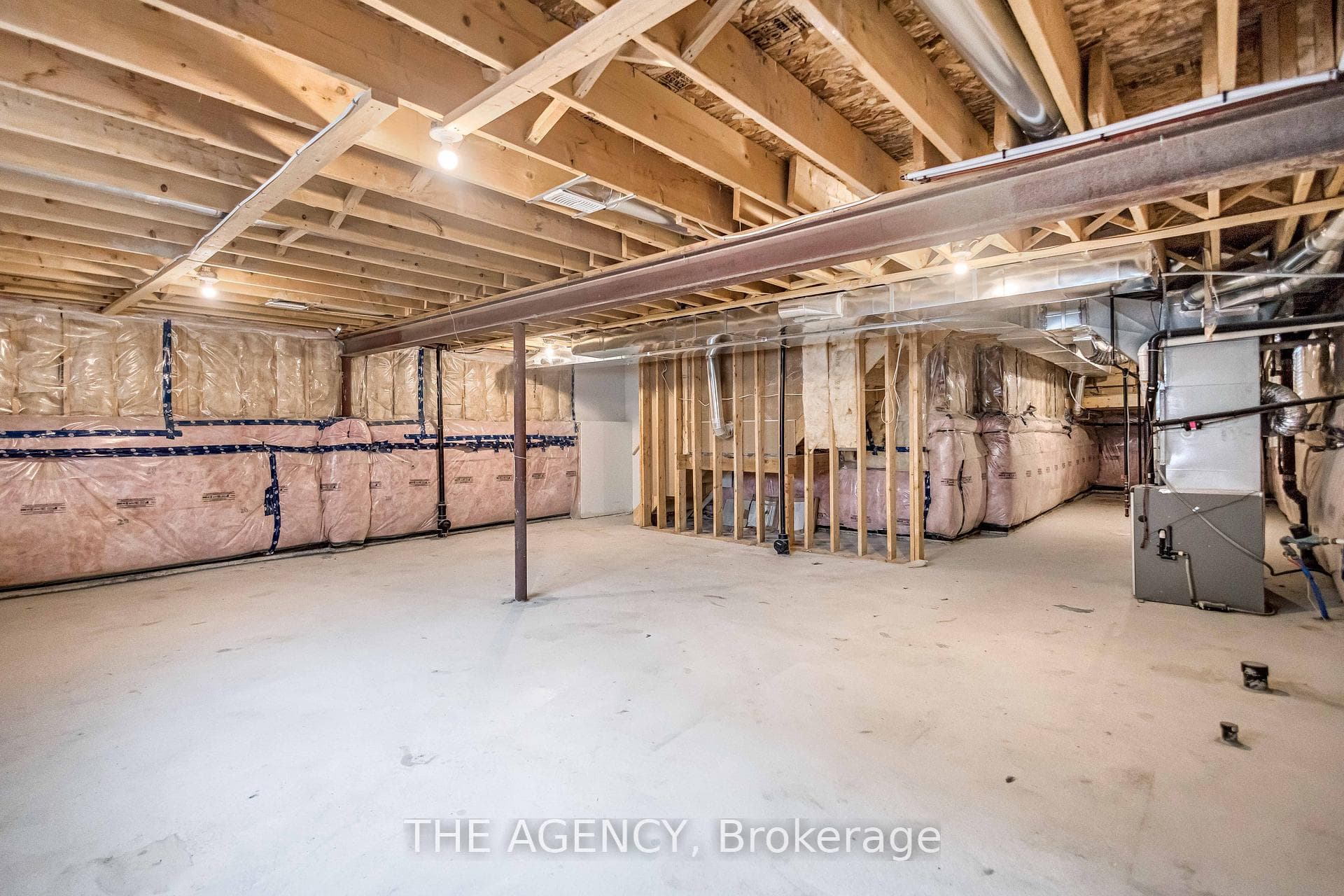 36 MacLachlan Avenue photo 38