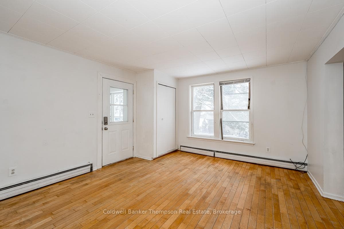 145 Front Street photo 6