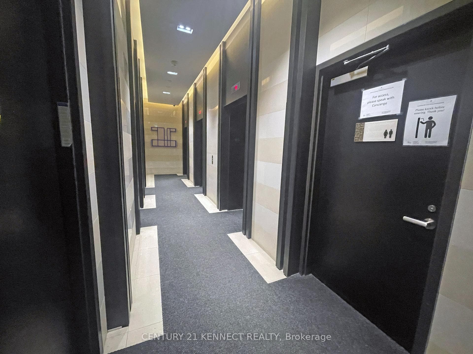 501 Yonge Street Unit 1611 photo 6