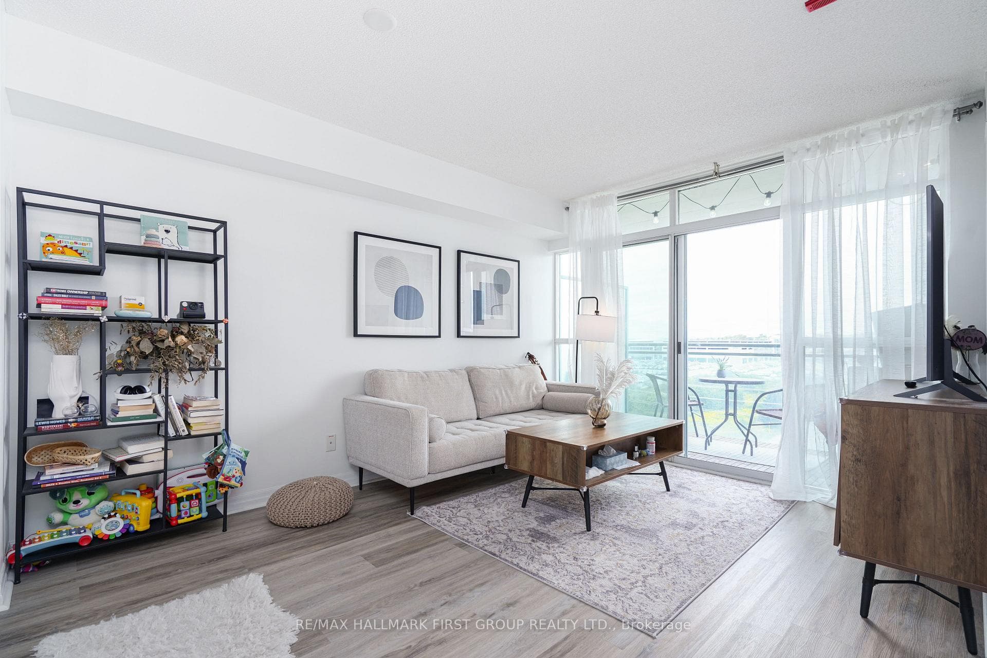 1600 Charles Street Unit 710 photo 2