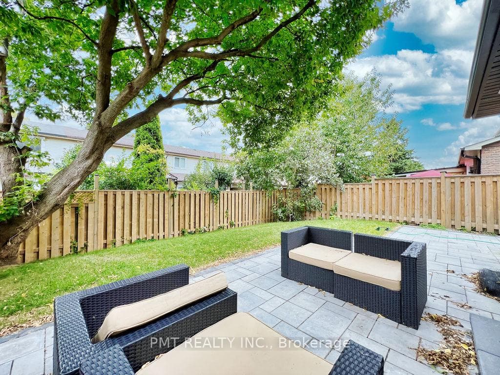 81 Burlington Street photo 37