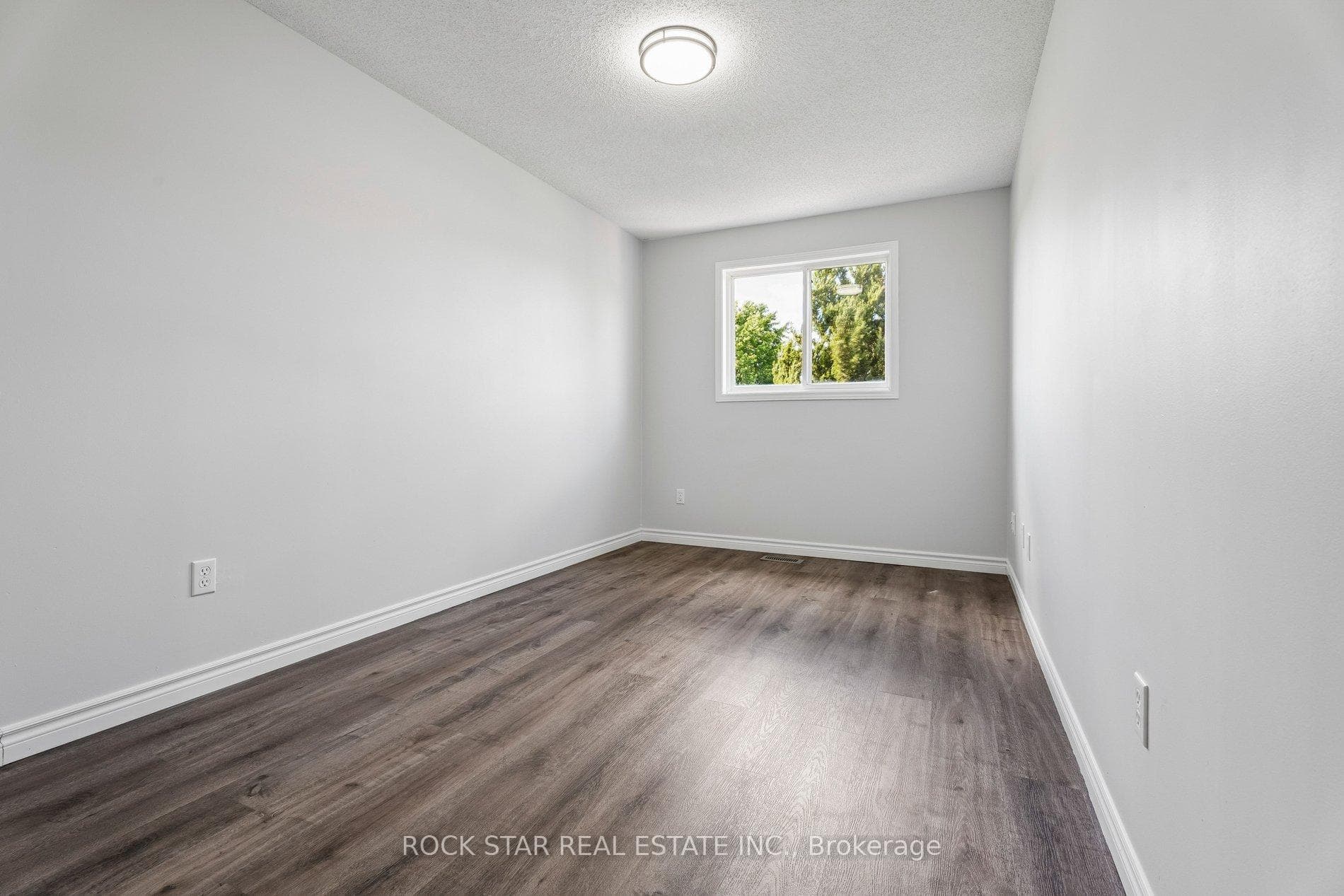 1860 Upper Gage Avenue Unit 3 photo 16