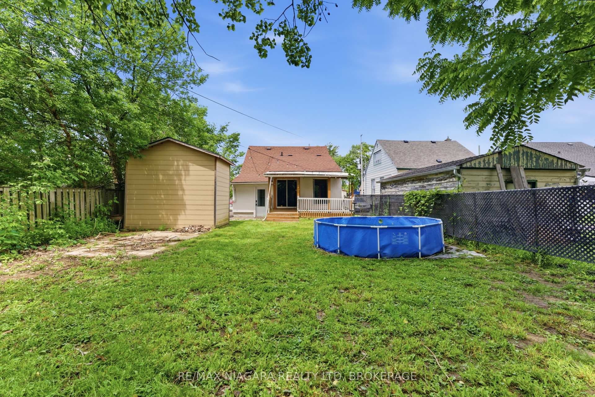 412 Welland Avenue photo 27
