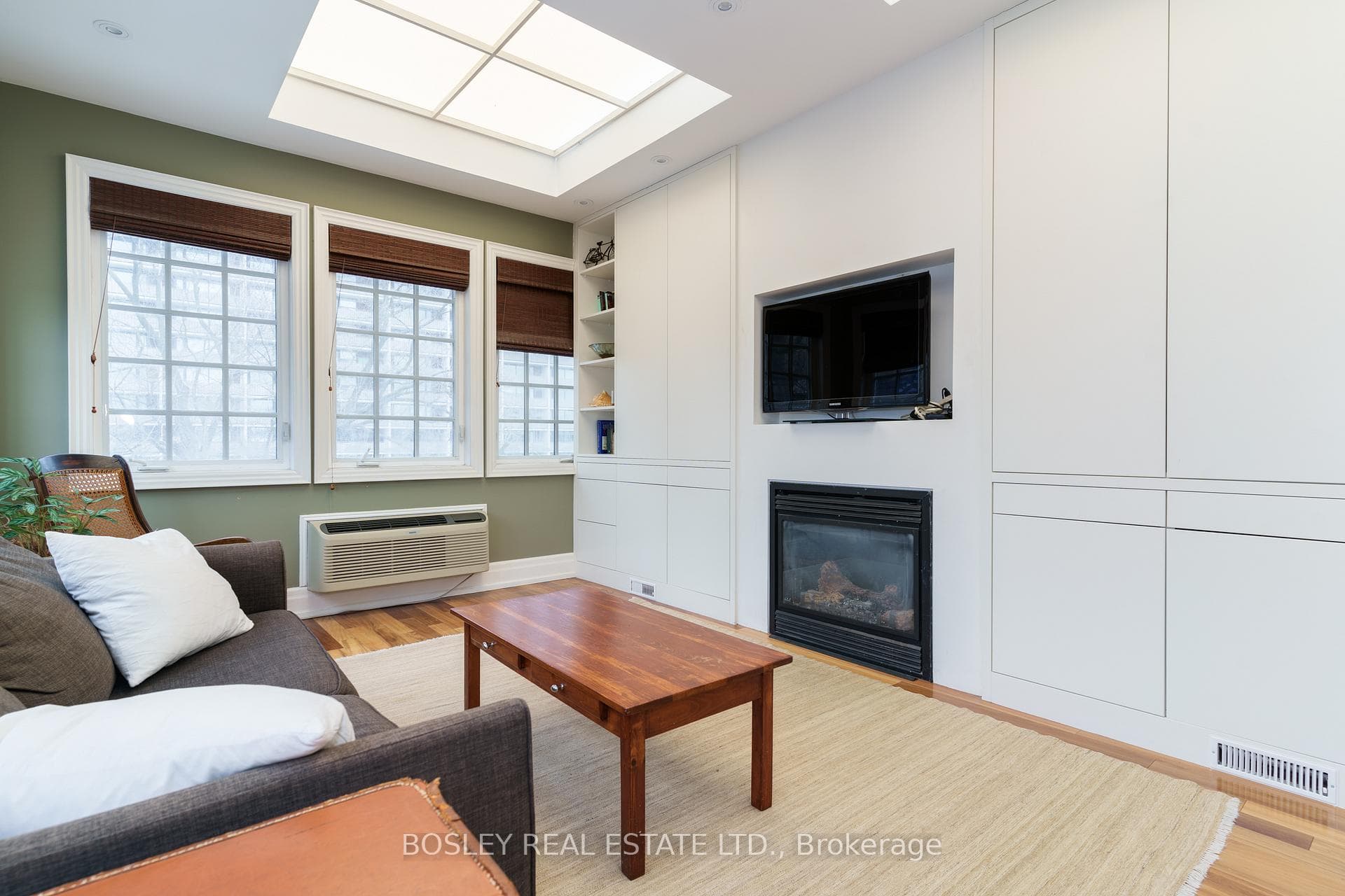 171 Robert Street photo 26
