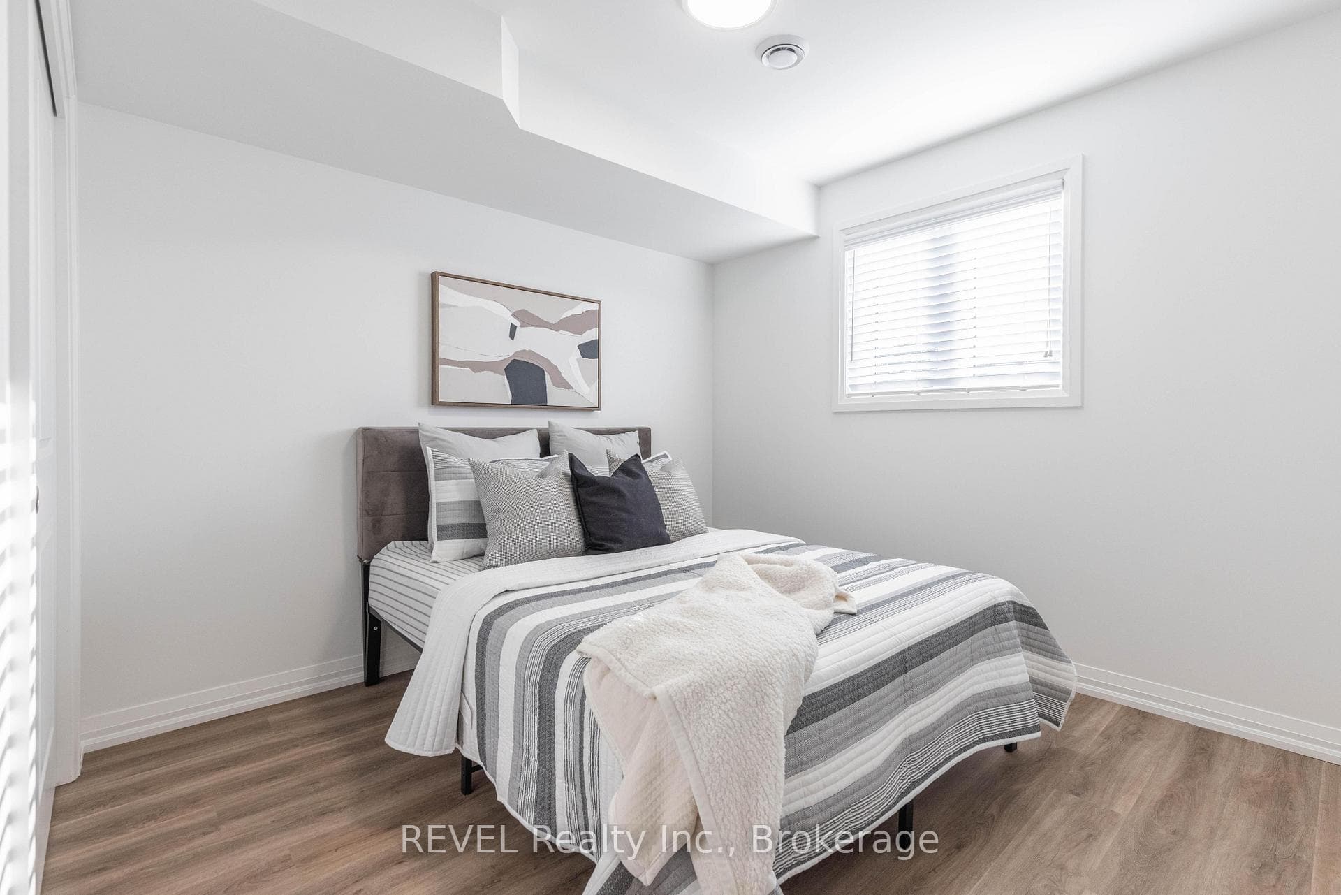 35 Southworth Street Unit 38 photo 14