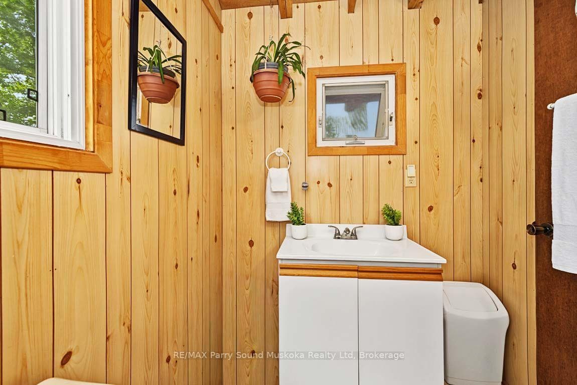 Main 3 pc bath