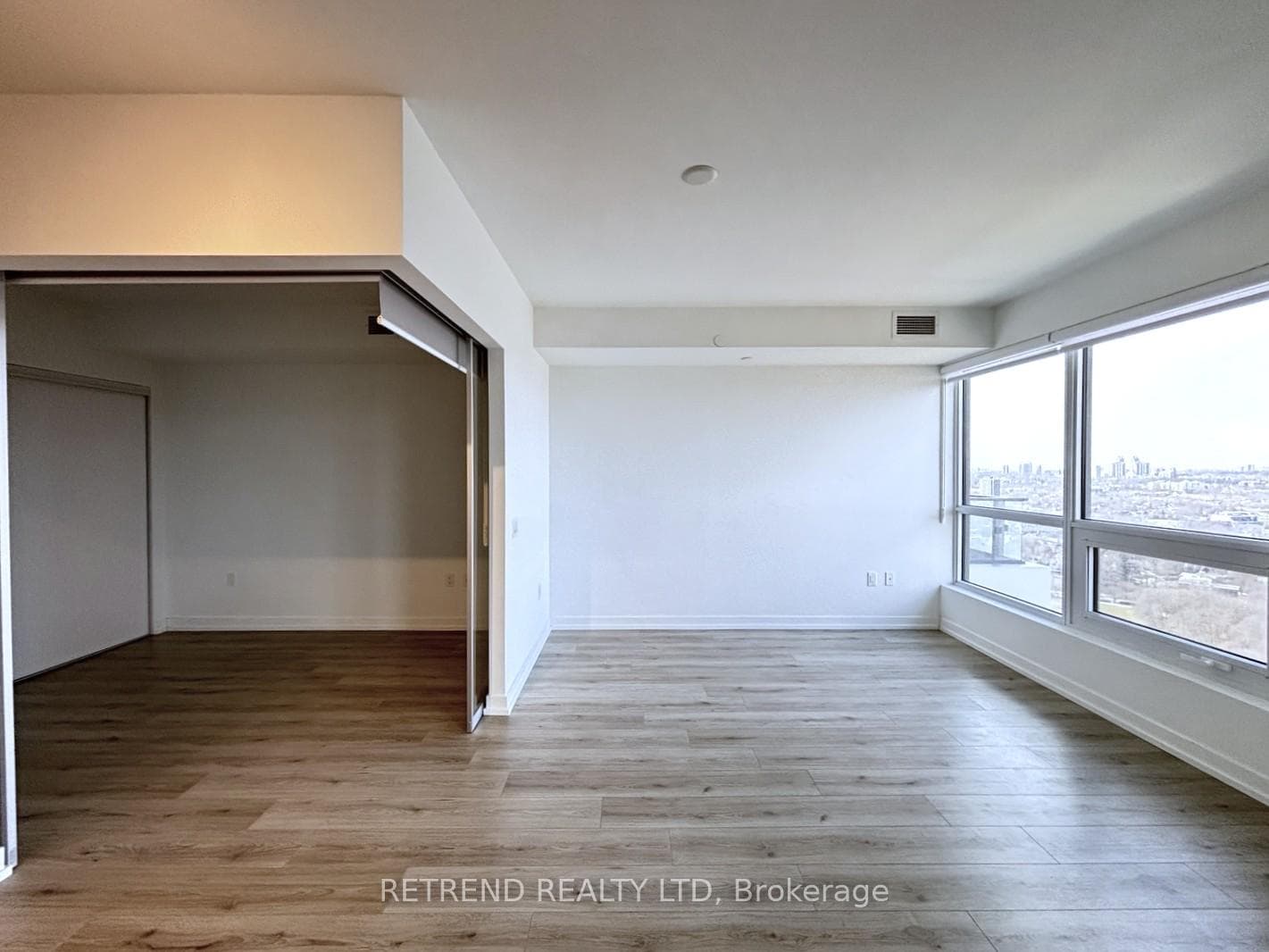 395 Bloor Street Unit 2906 photo 7