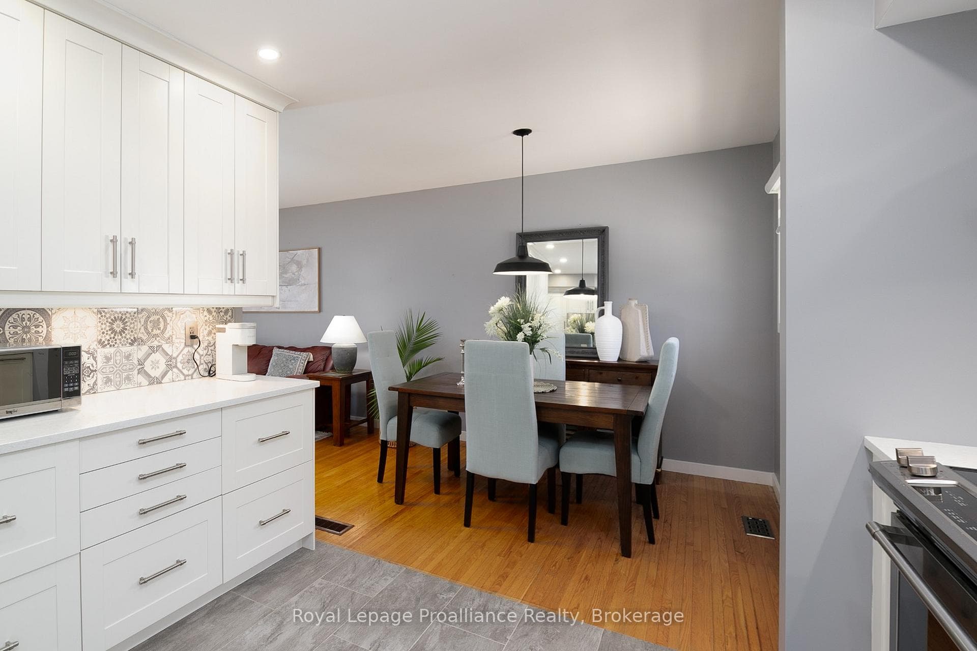 112 Prospect Hill photo 13