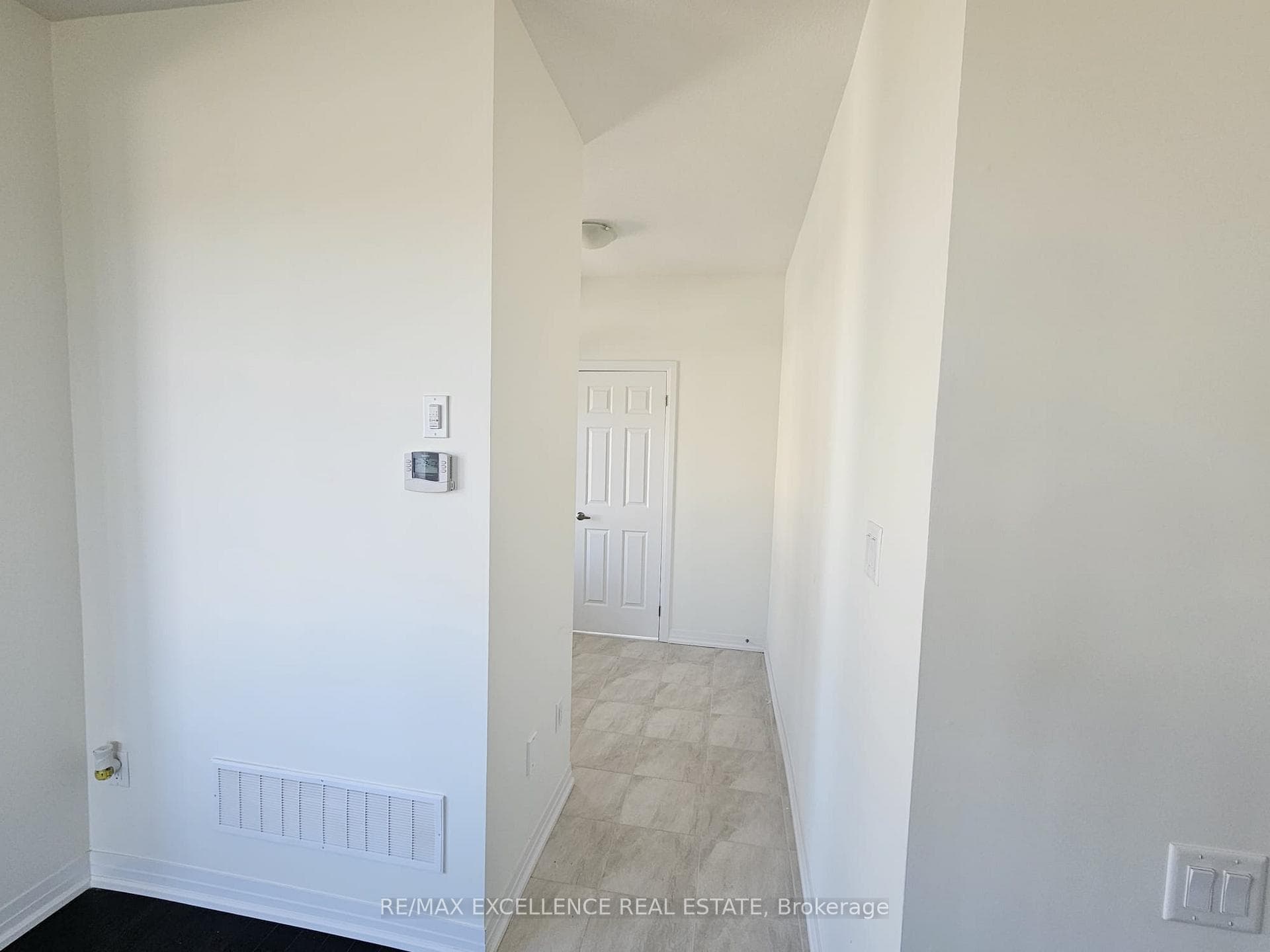 110 Selection Heights photo 22