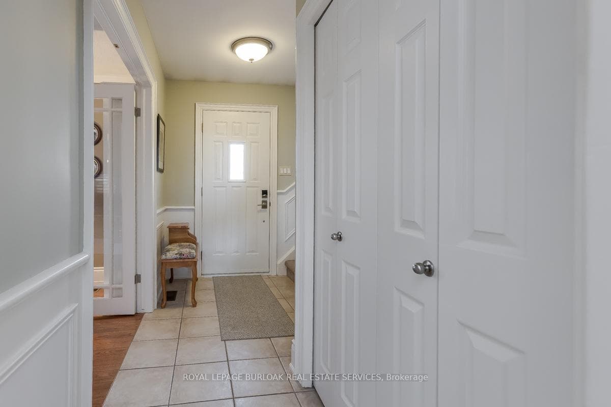 668 Sheraton Road photo 17