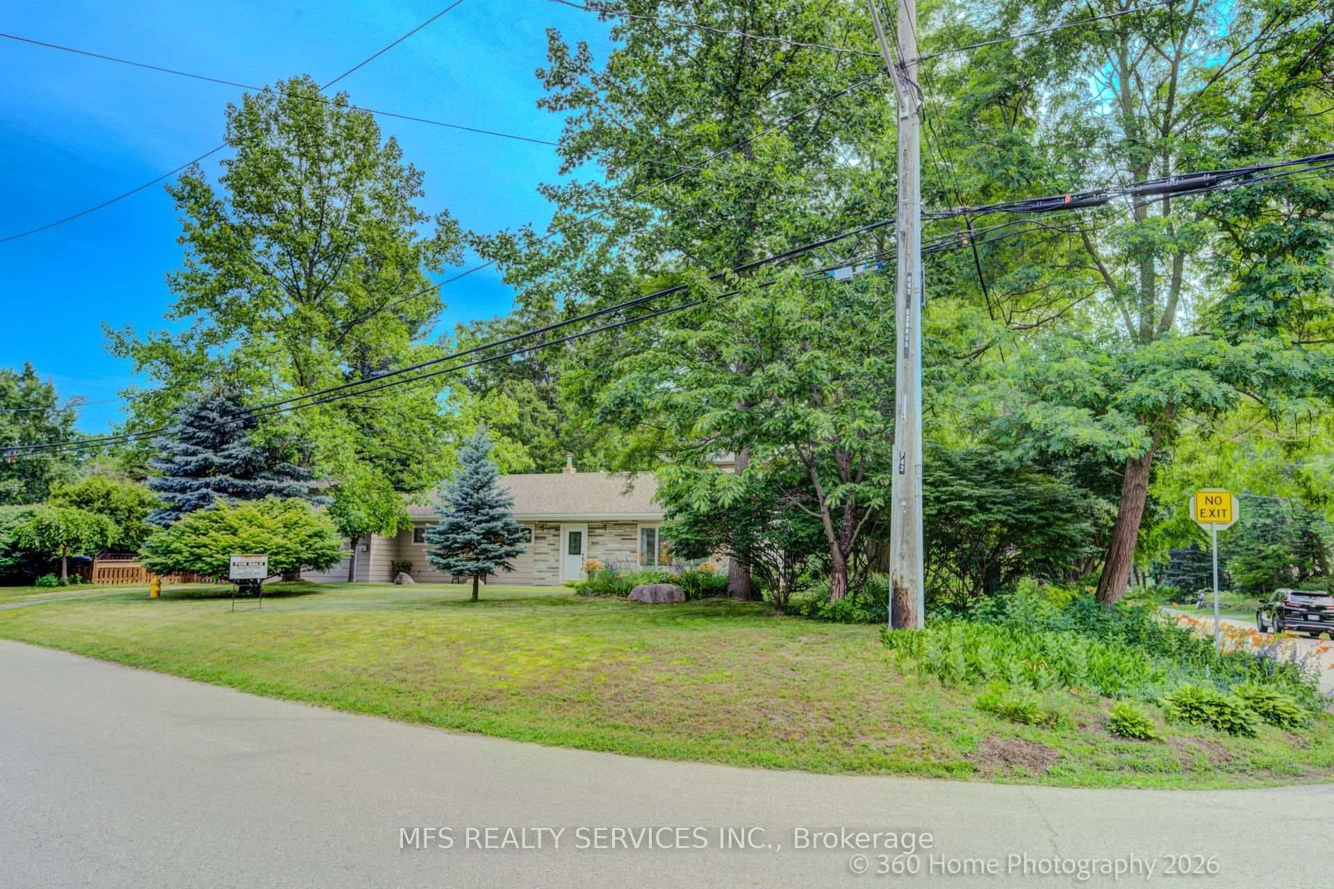 47 Deep Dene Drive photo 30
