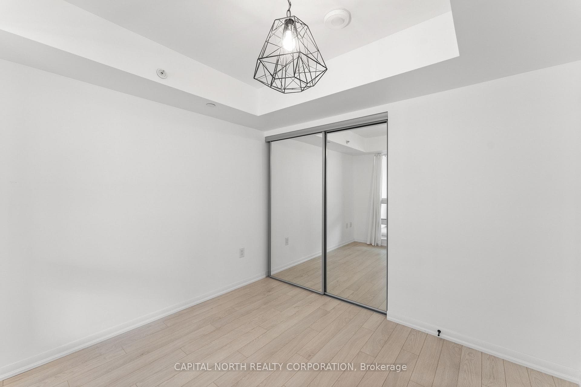 3091 Dufferin Street Unit 433 photo 22