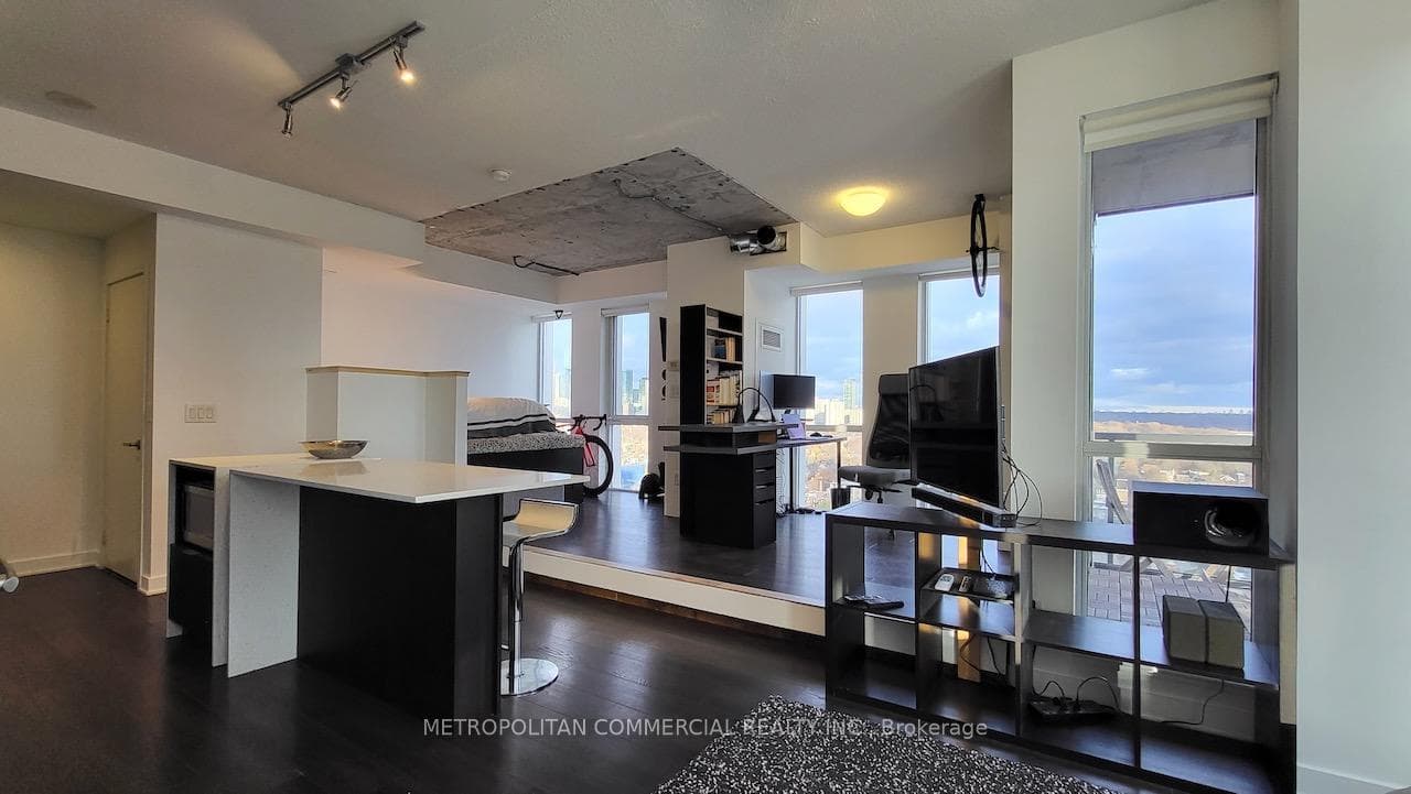170 Sumach Street Unit 2212 photo 6