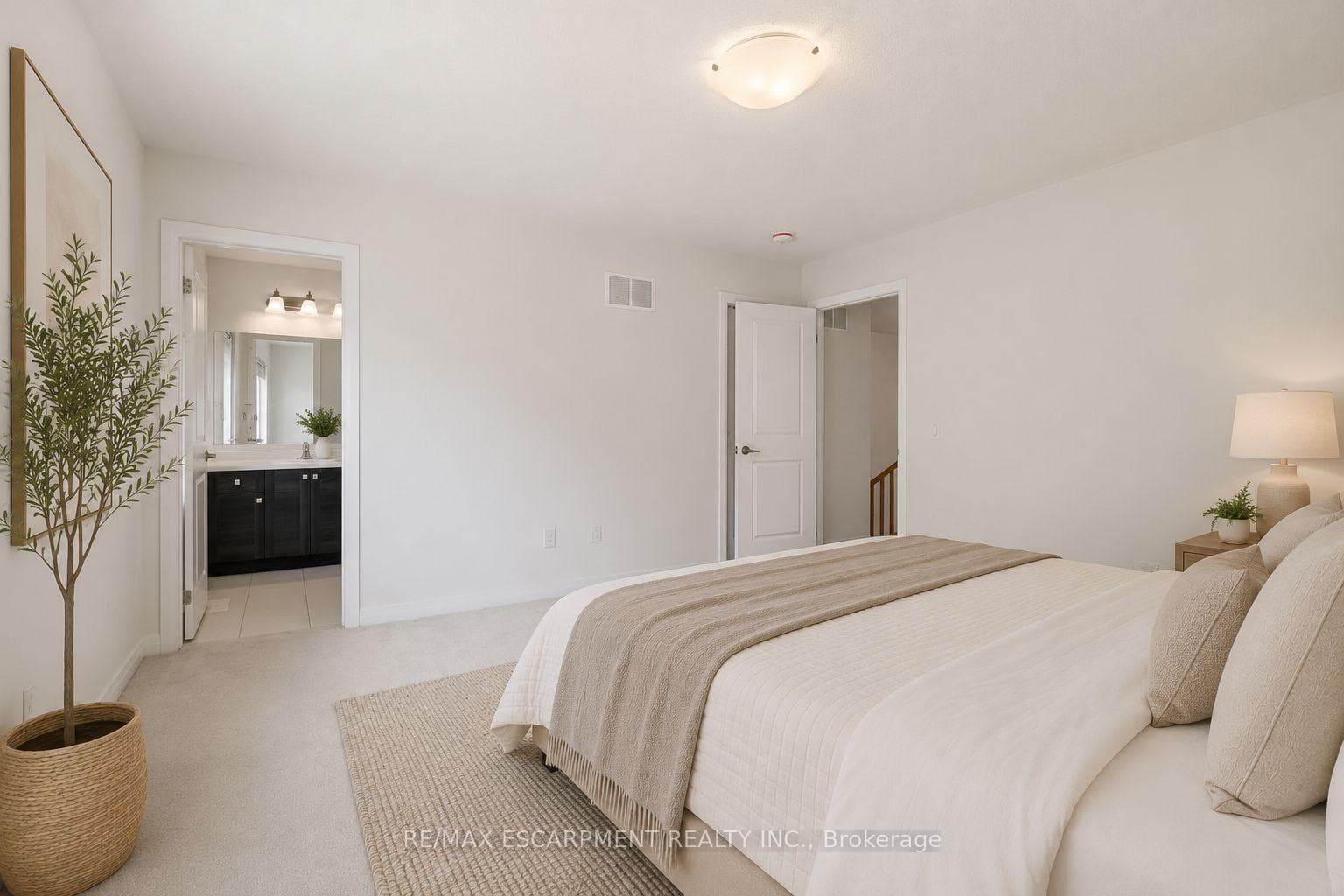 254 Rosebury Way photo 19