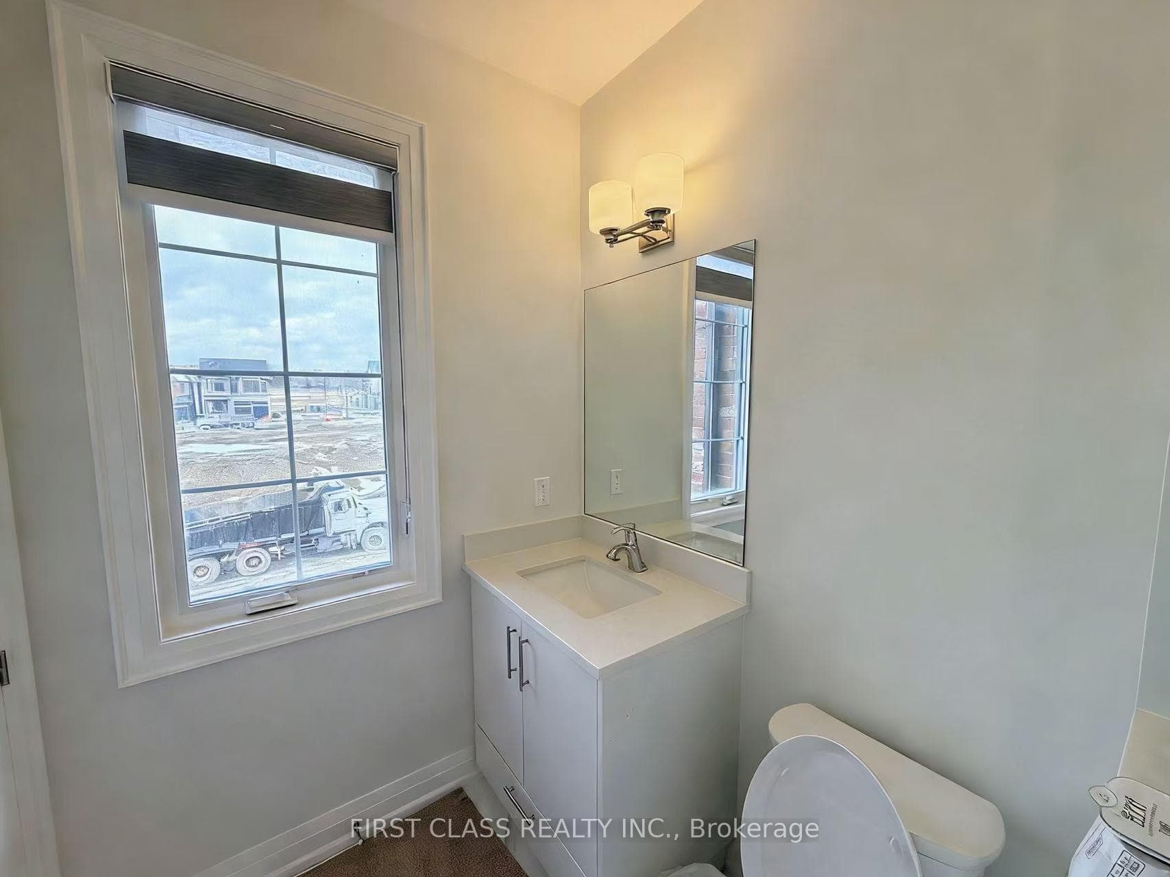 68 Tranquility Crescent photo 29