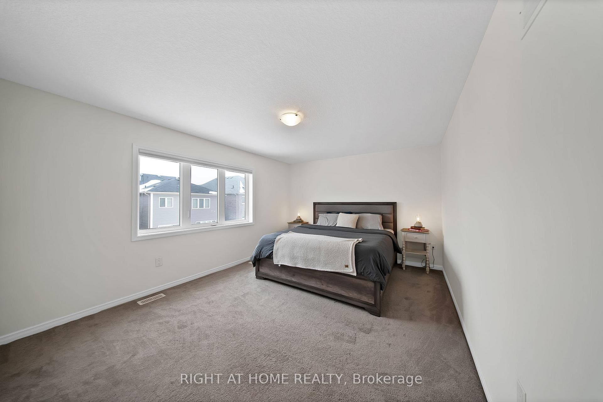 61 Alexandra Drive photo 23
