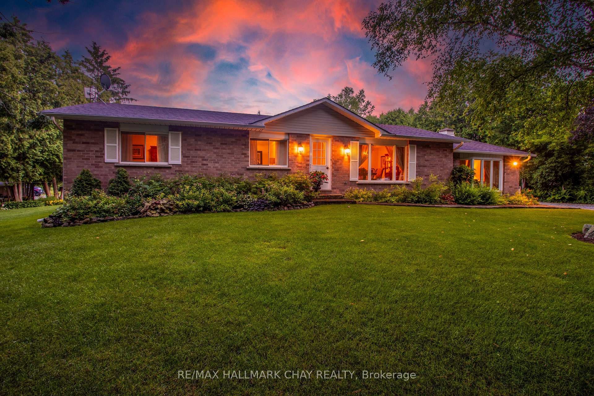 3705 Cole Road photo 1