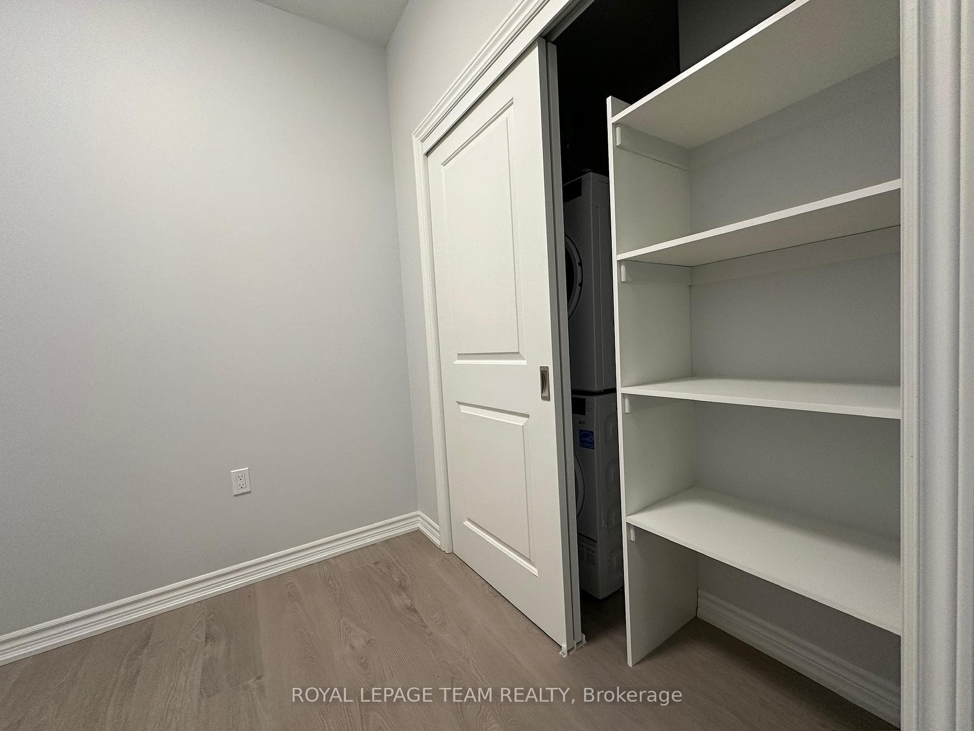 1350 Hemlock Road Unit 504 photo 20