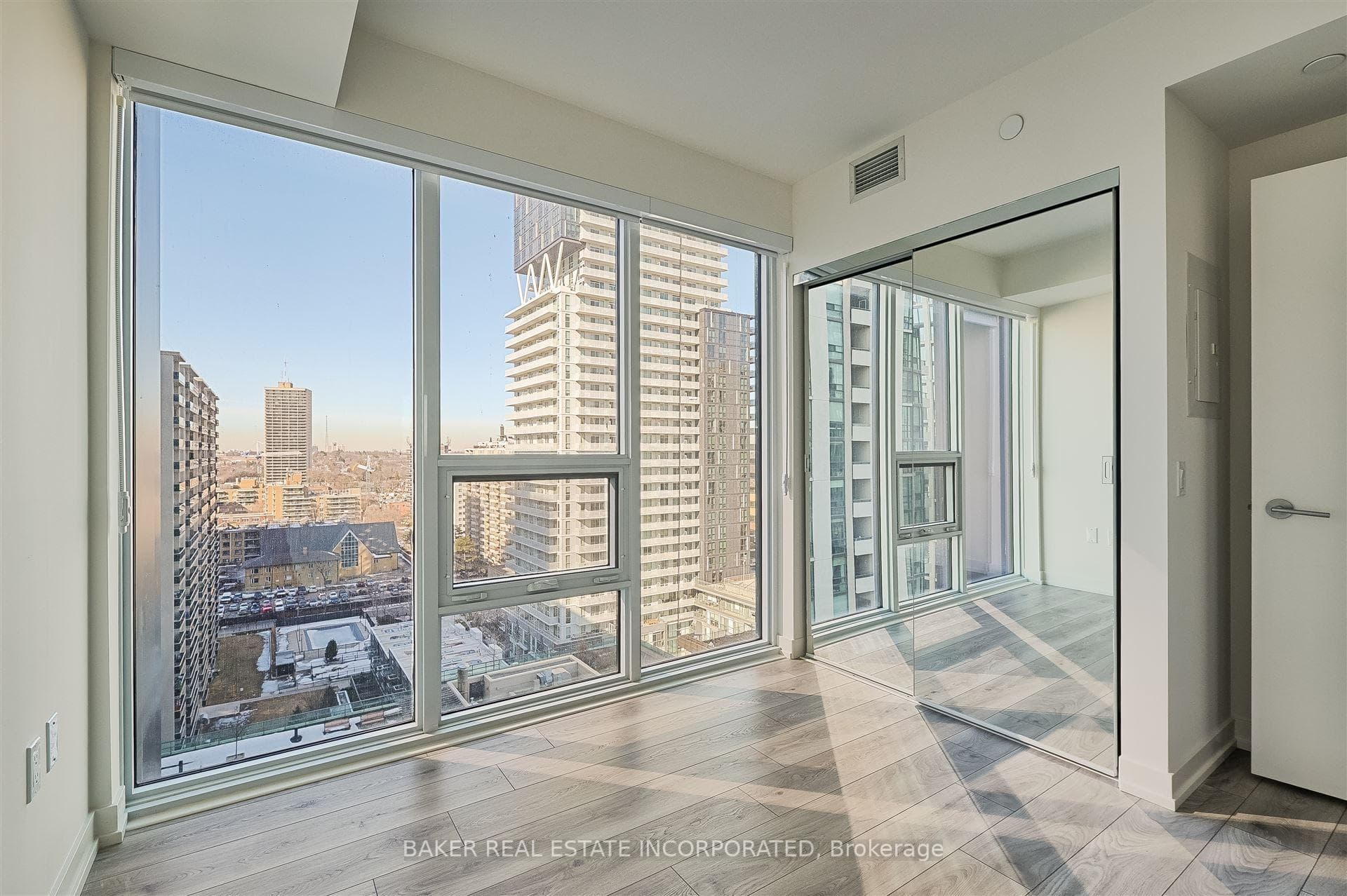 223 Redpath Avenue Unit 1608 photo 9