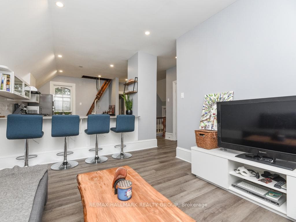 419 BESSERER Street photo 8