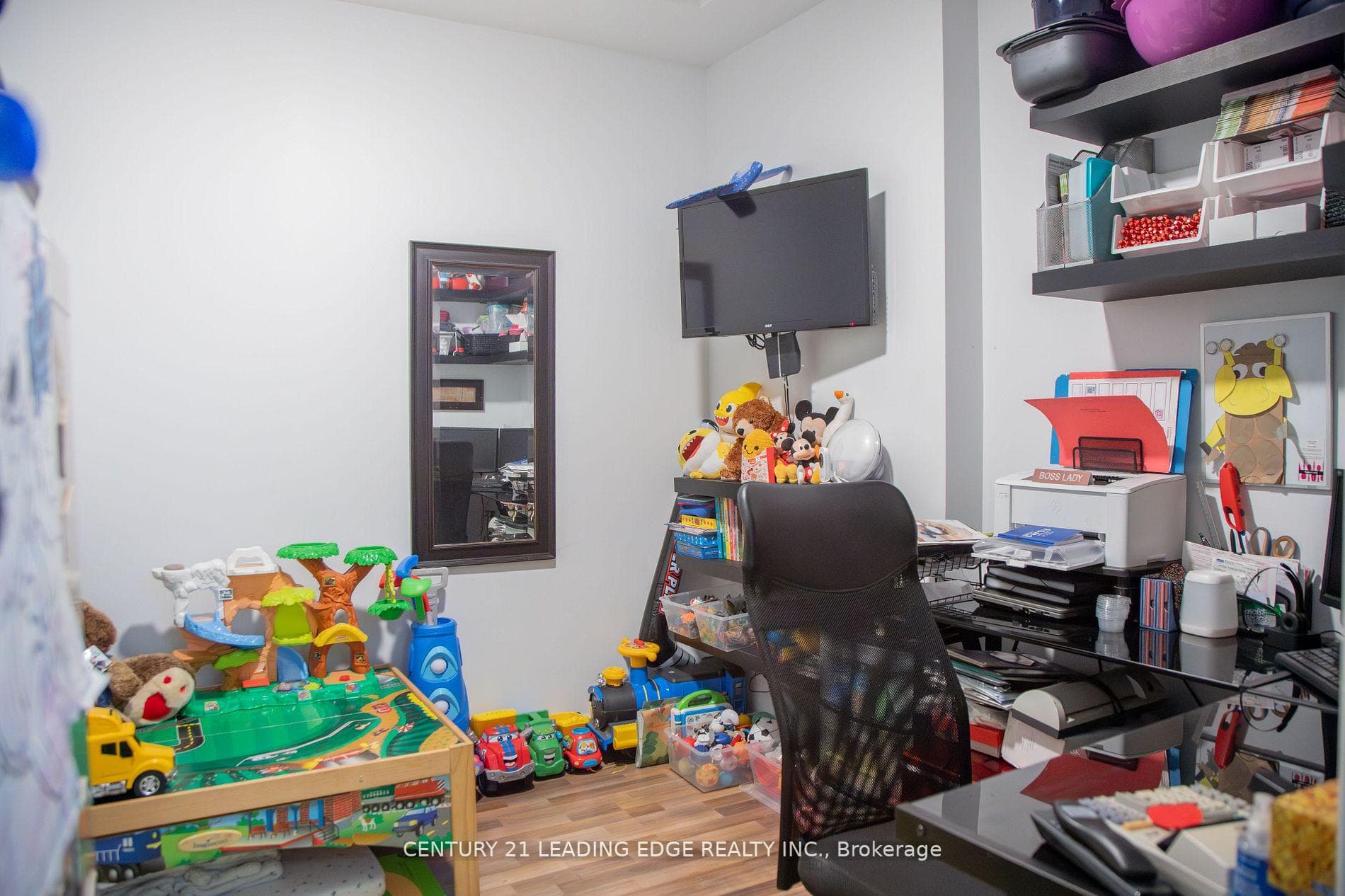 650 Gordon Street Unit 213 photo 20
