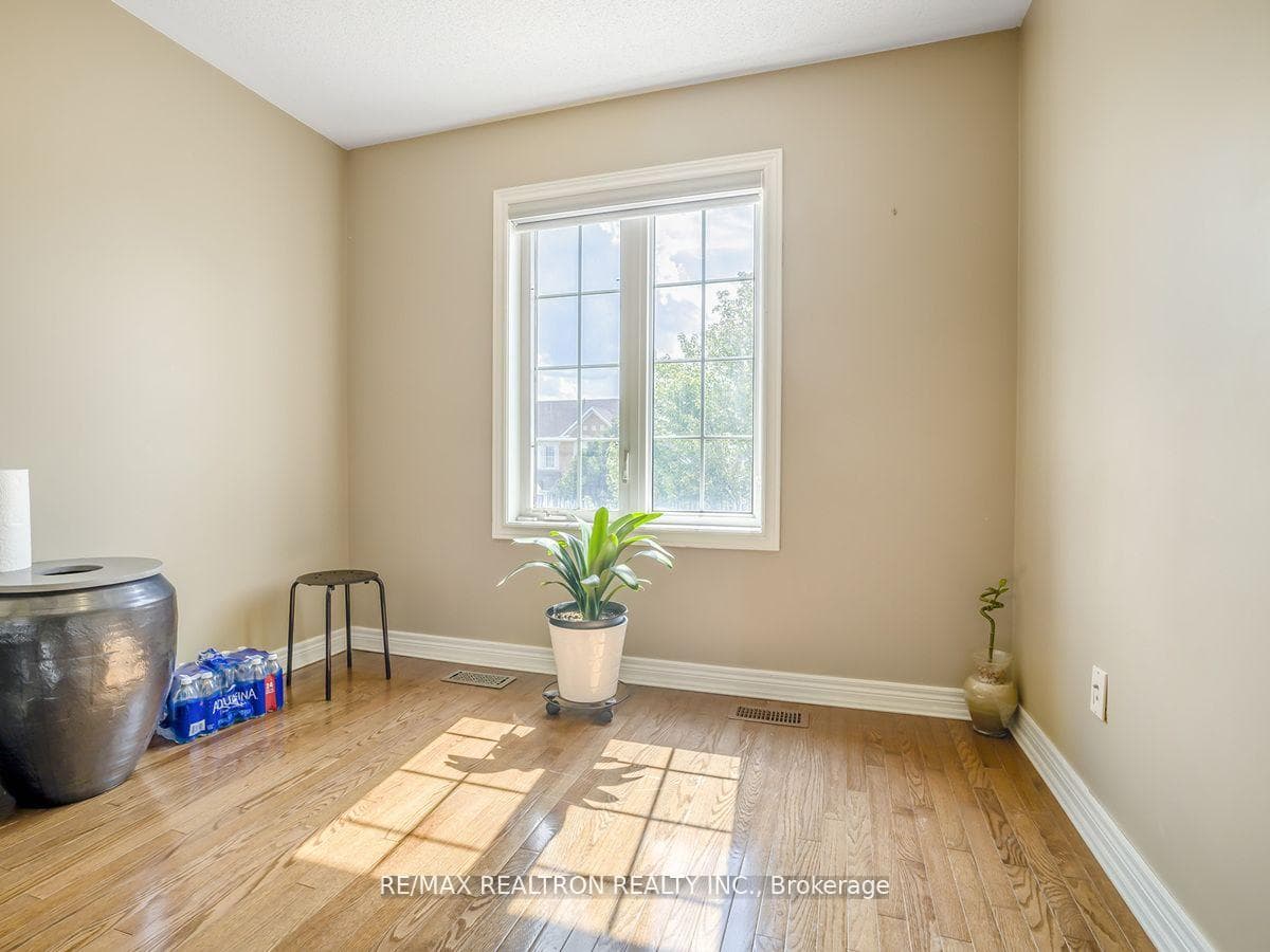 21 Aidan Drive photo 19