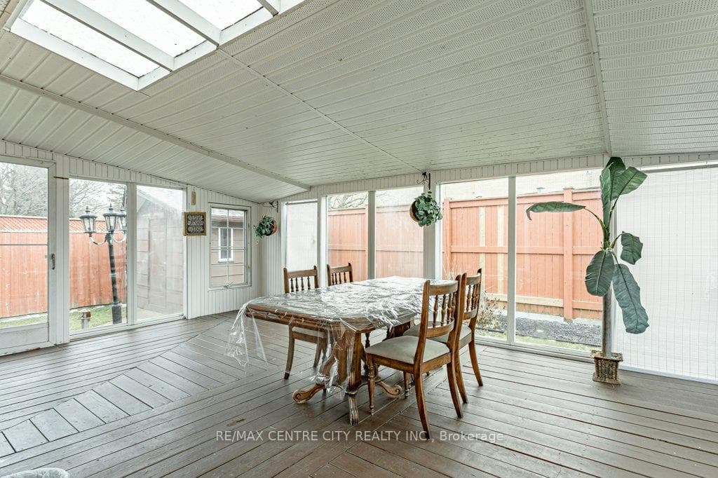 506 Eaton Park Drive photo 36