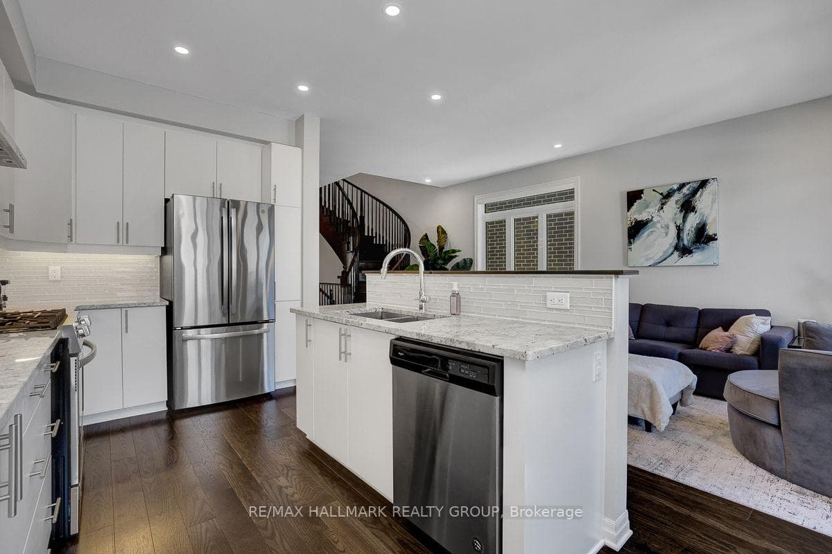317 Lysander Place photo 14