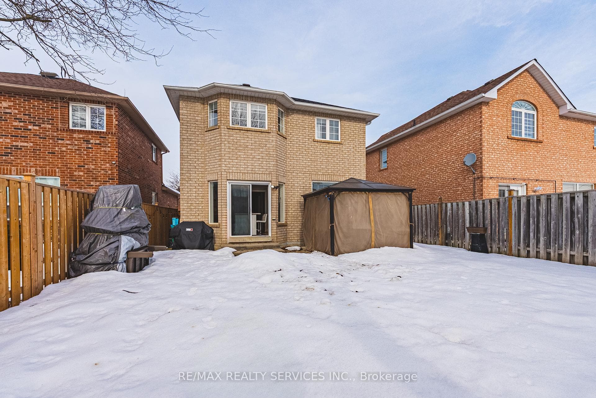16 Twin Willow Crescent photo 31