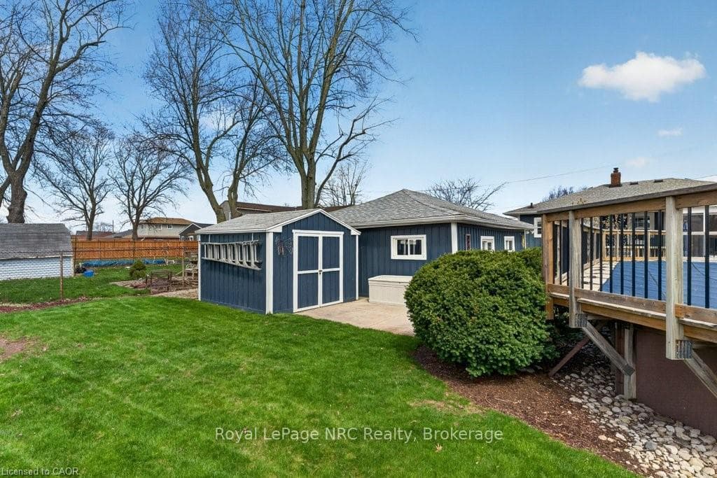 34 Admiral Road photo 40