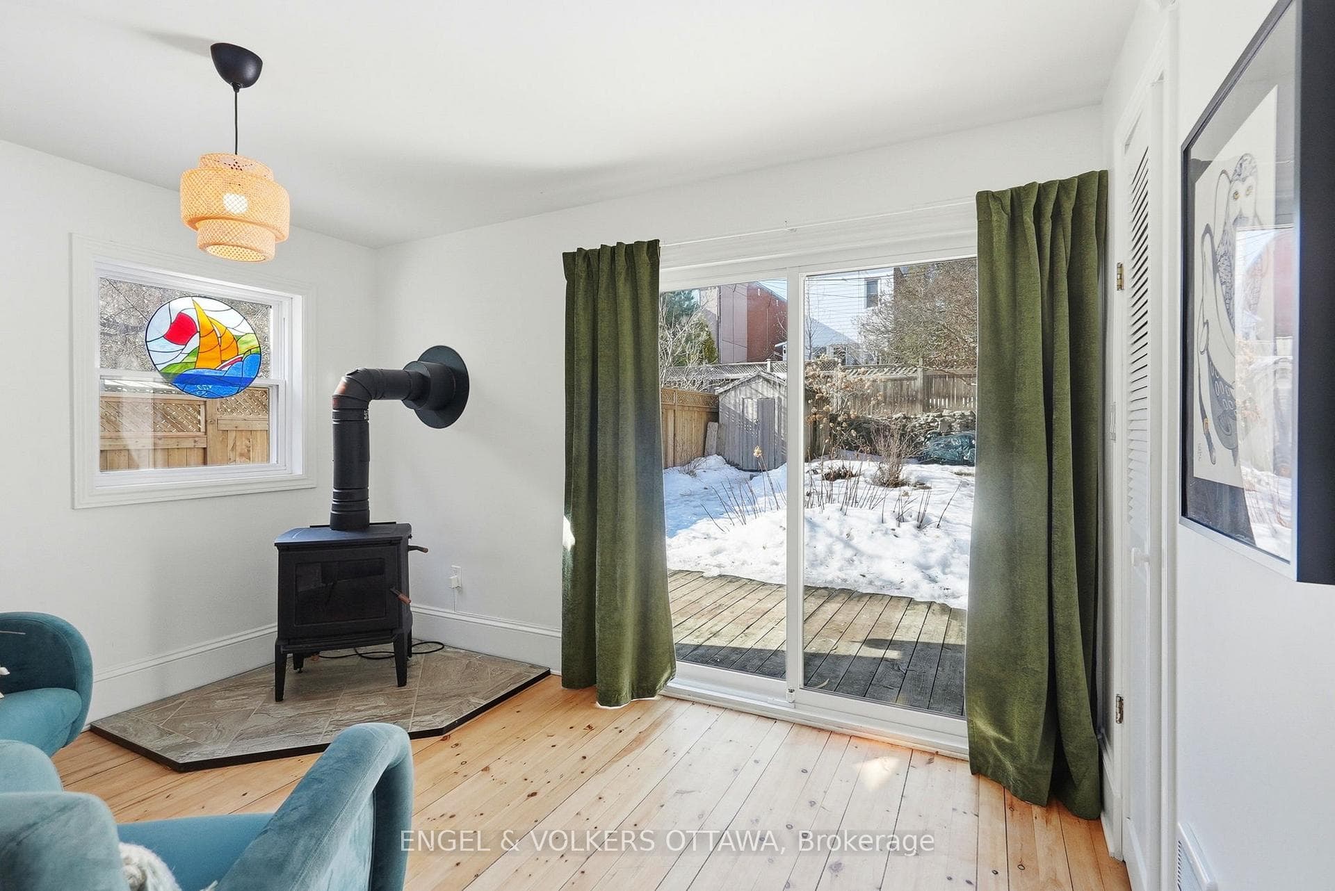 321 James Street photo 14