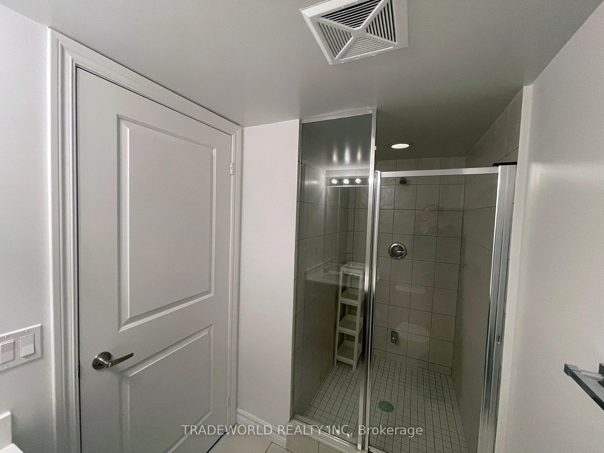 50 Town Centre Court Unit 2907 photo 11