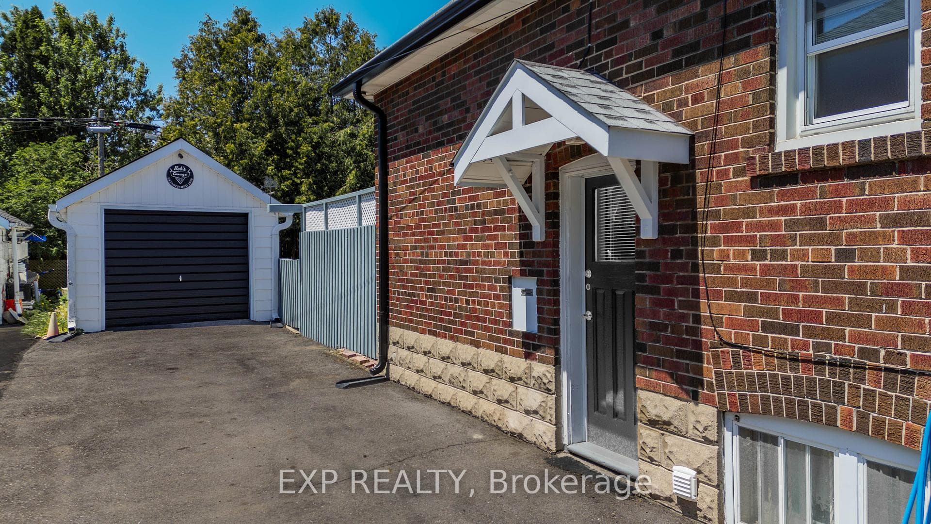 56 Gladstone Avenue photo 36