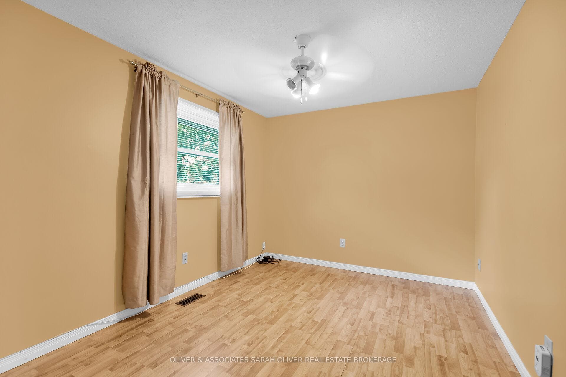 70 Hearthside Place photo 16