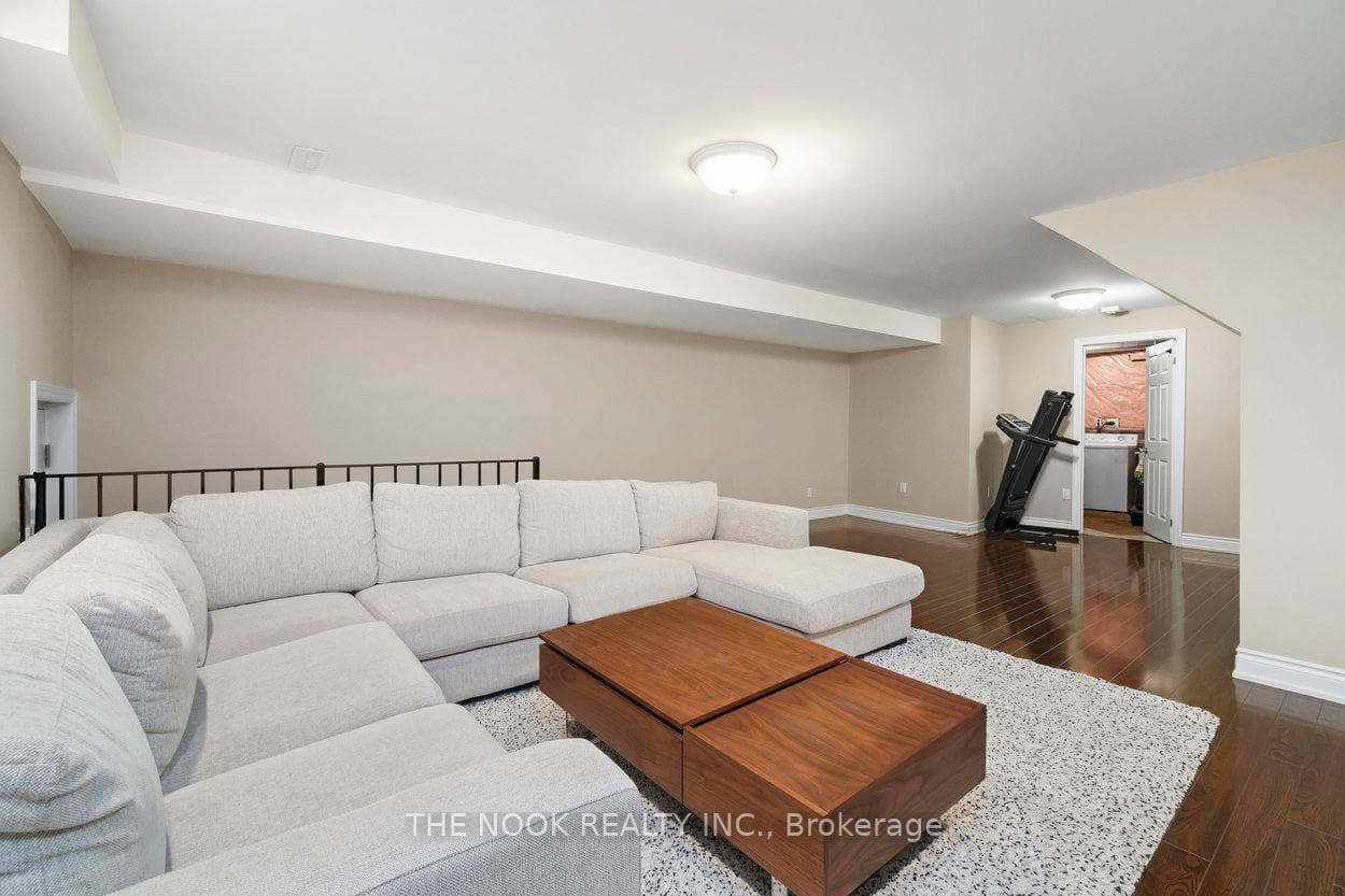 50 Torr Lane photo 24