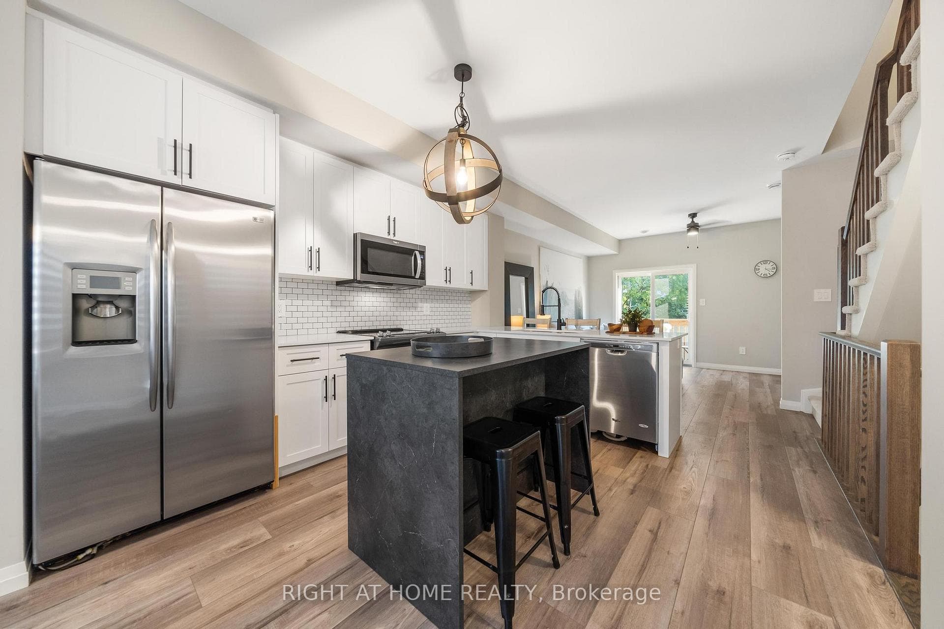 720 Grey Street Unit 11 photo 6