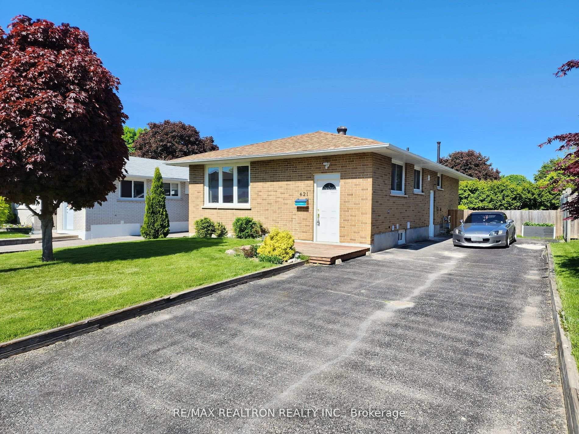 421 Oshawa Boulevard Unit Main photo 1