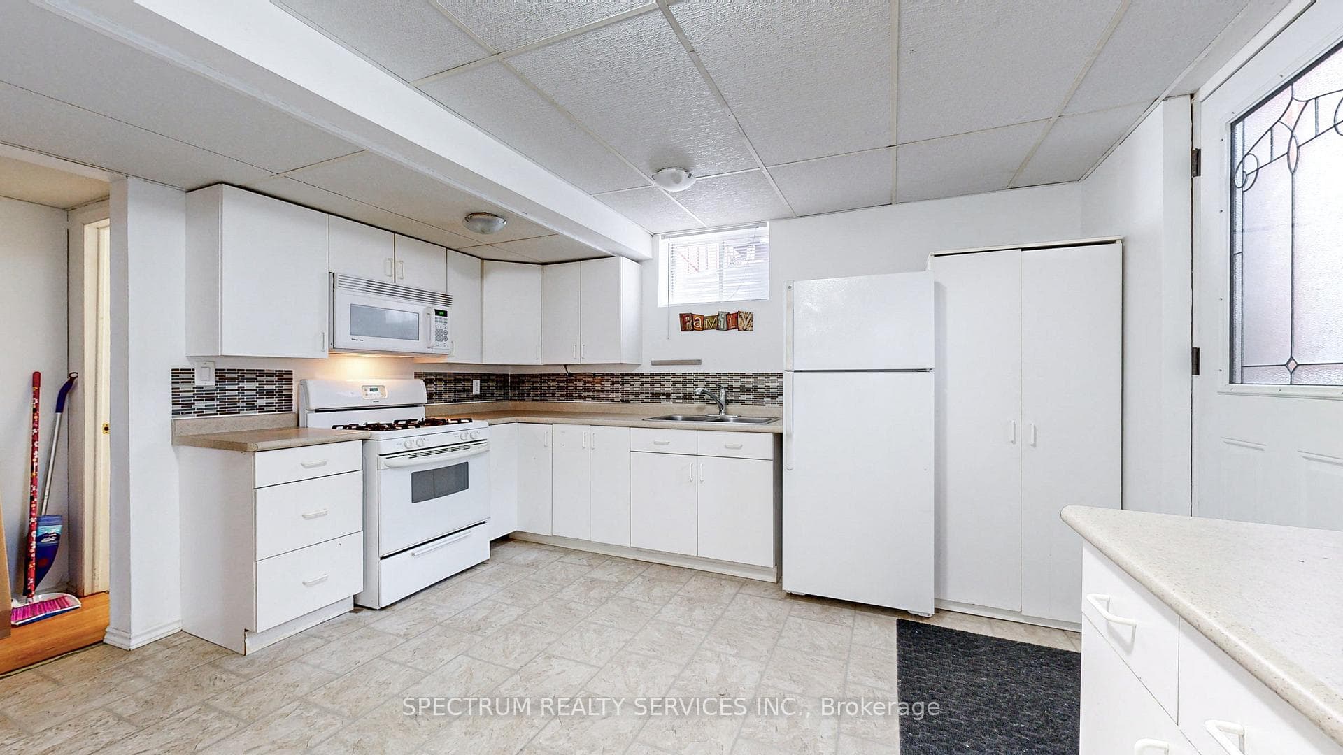 13 Garibaldi Drive photo 32