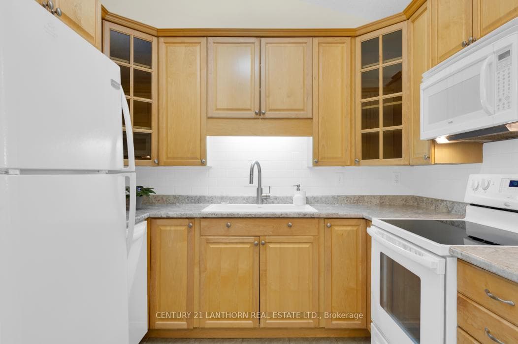 5 Richardson Lane Unit 7 photo 11