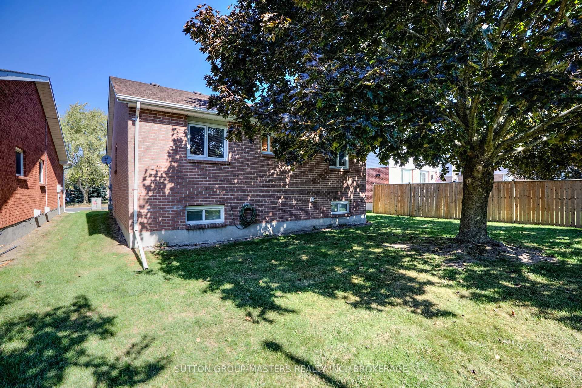 778 Davis Drive photo 32