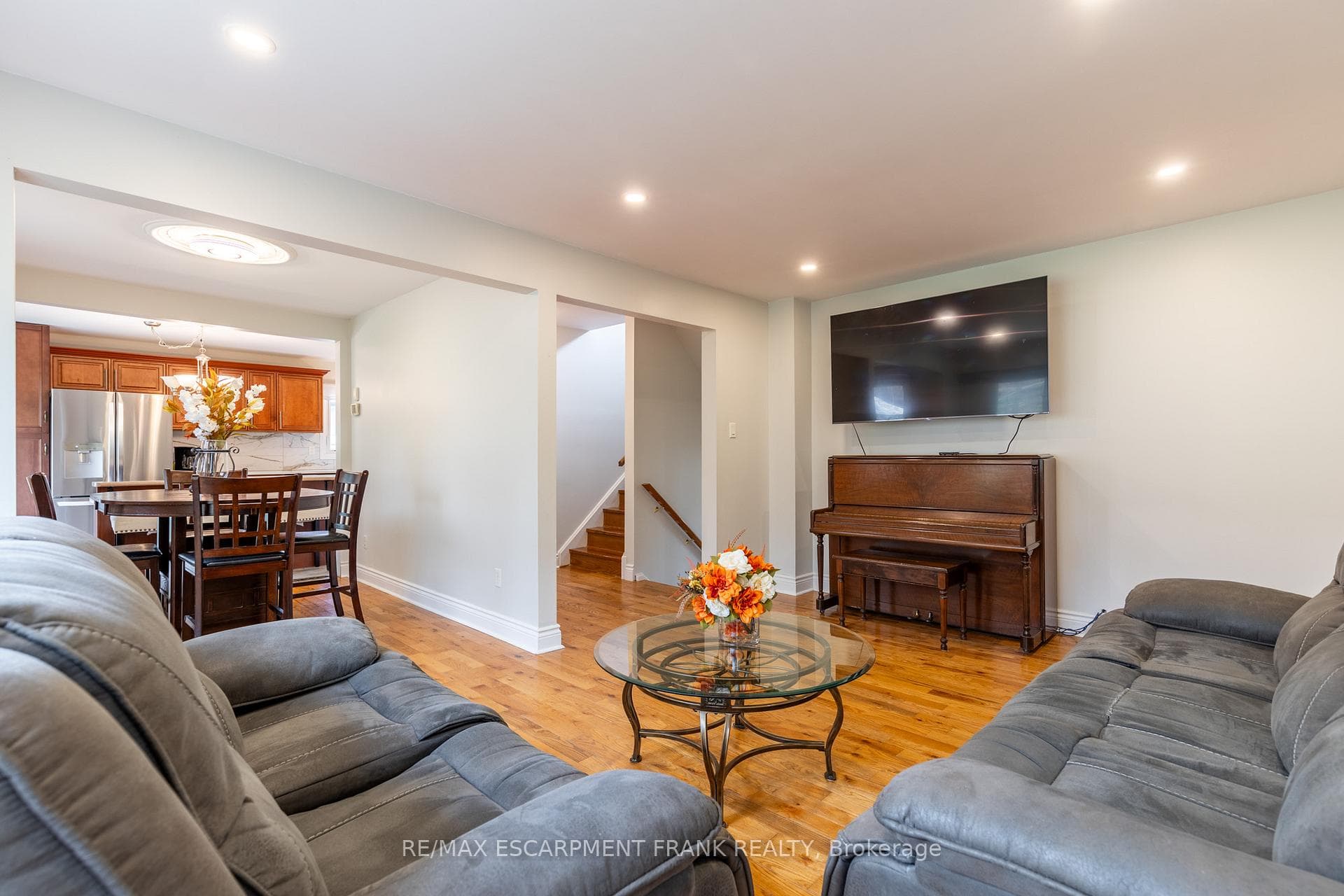 131 Forest Road photo 8