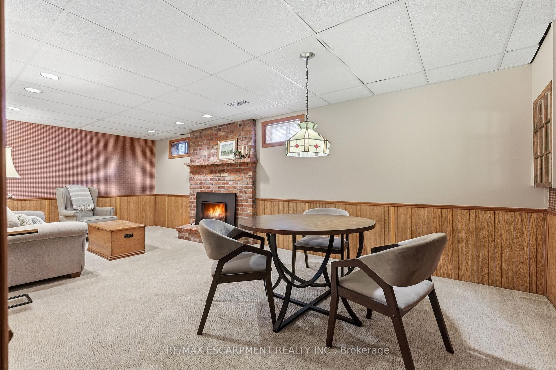 463 Gowland Crescent photo 28