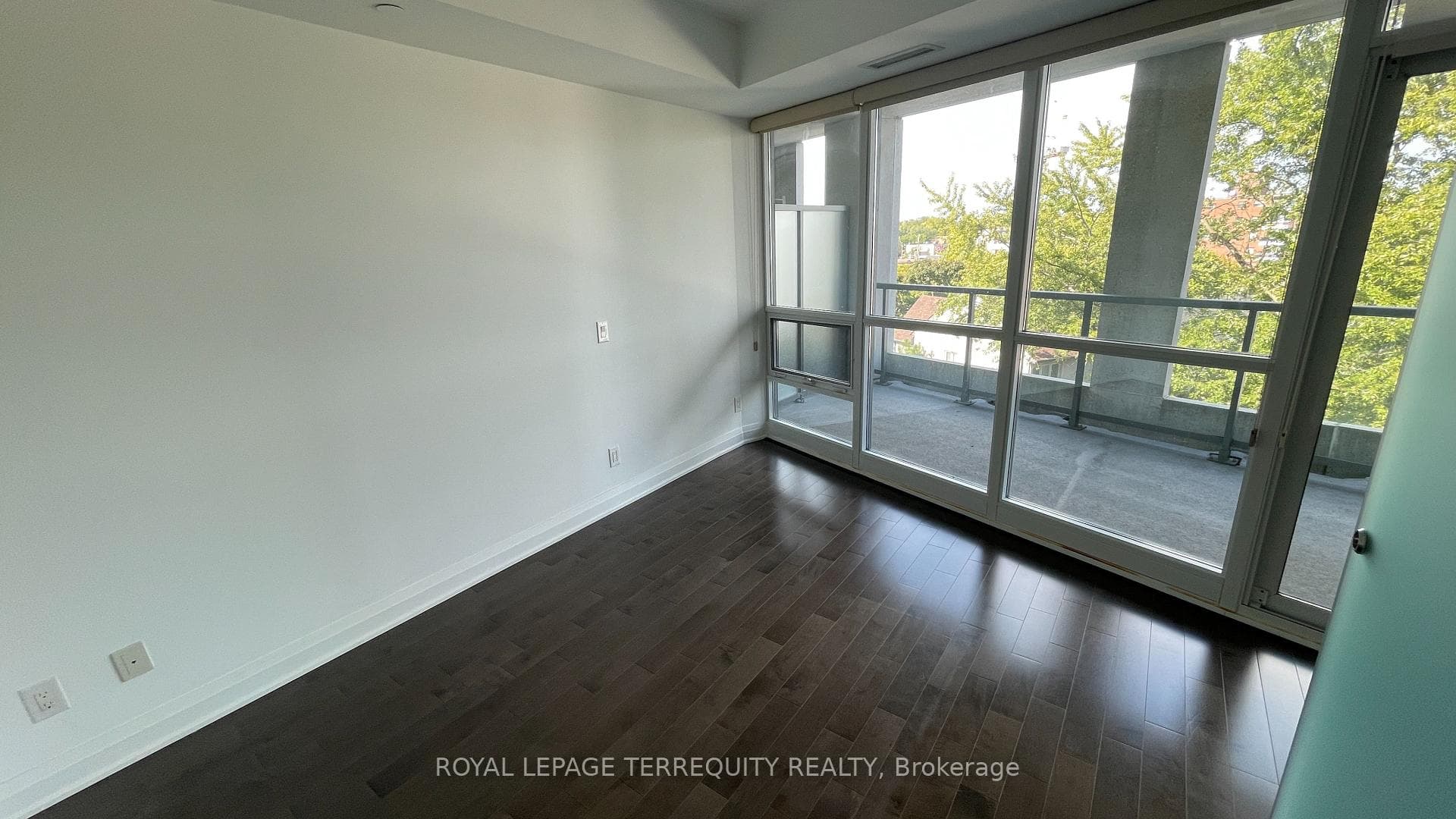 11 Bronte Road Unit 525 photo 17