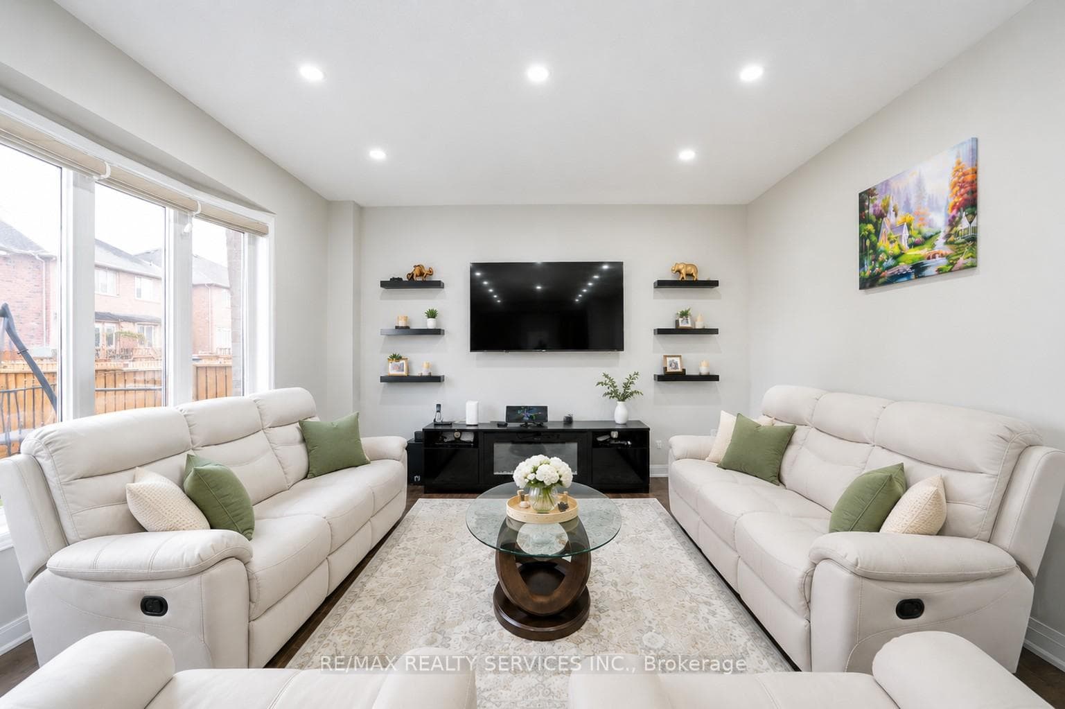 89 Powell Road photo 12