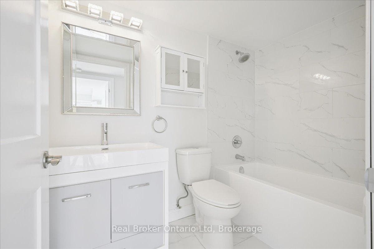 4460 Tucana Court Unit 1004 photo 28