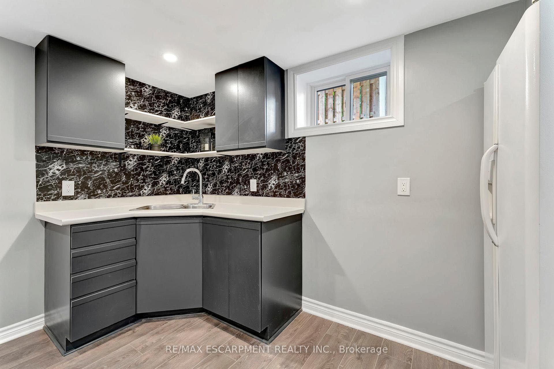 77 Inchlee Drive photo 27